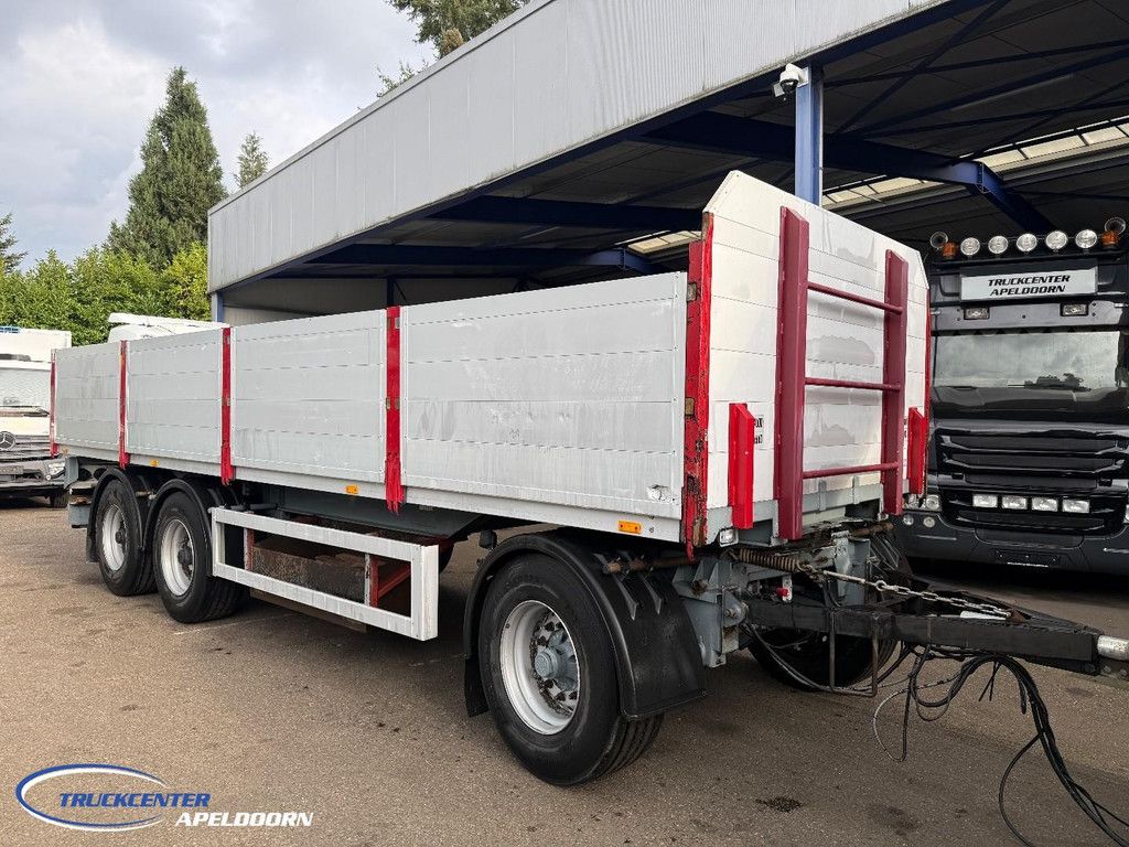 DAPA p24 3-axle articulated trailer TC11463