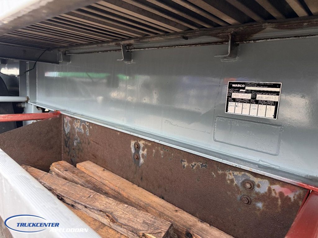 DAPA p24 3-axle articulated trailer TC11463