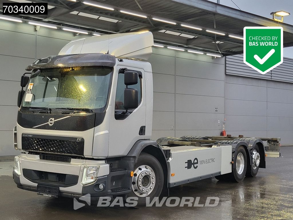 Volvo FE FEE 62R 6X2 100% electric 200kW chassis Full Air Suspension Steering axle ACC Airco
