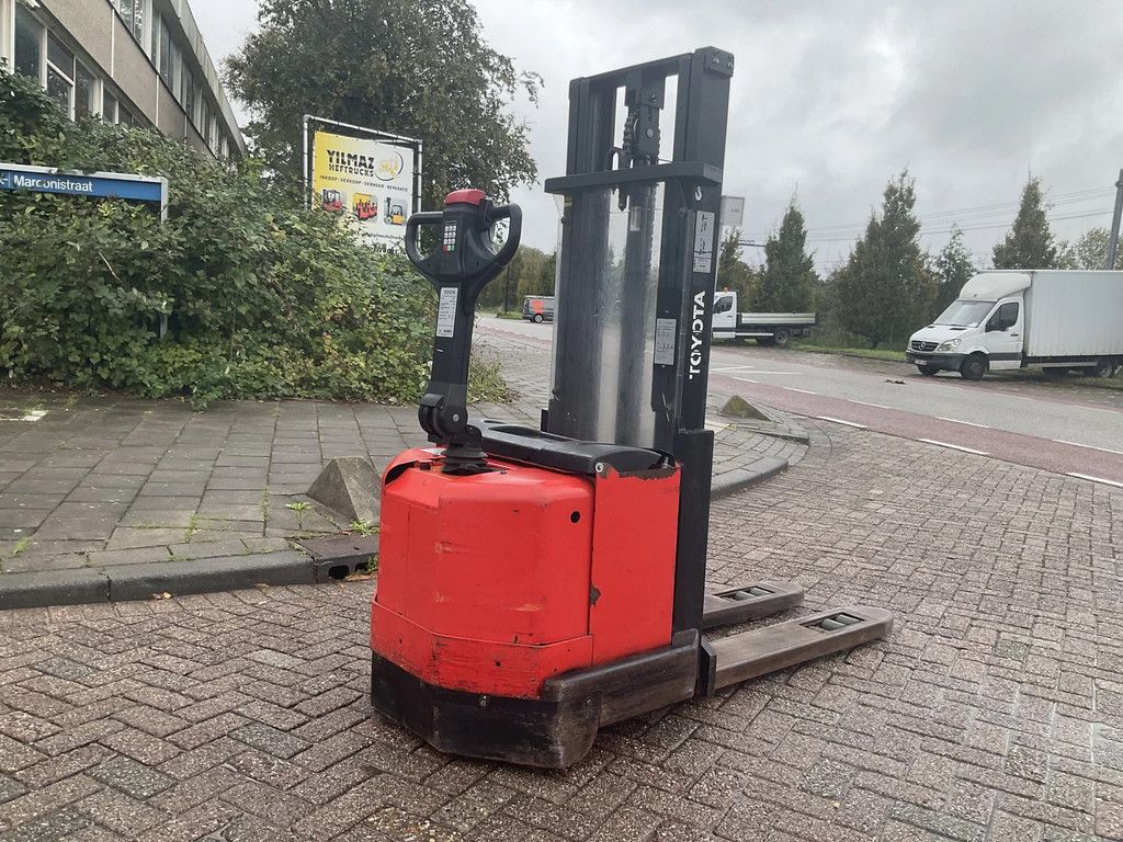 Toyota 7SM12F 1200KG 2.70METER STAPELAAR / HEFTRUCK