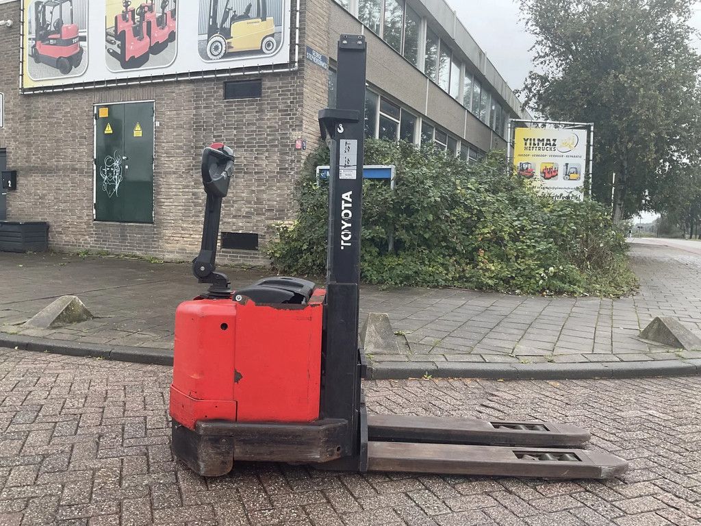 Toyota 7SM12F 1200KG 2.70METER STAPELAAR / HEFTRUCK