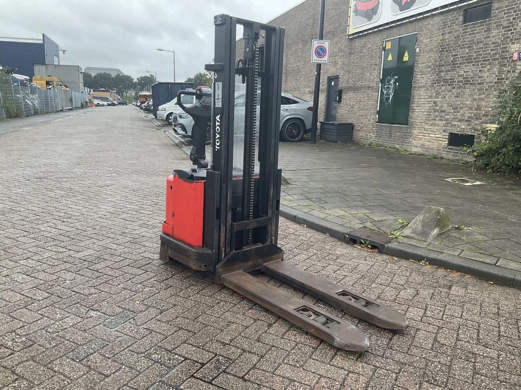 Toyota 7SM12F 1200KG 2.70METER STAPELAAR / HEFTRUCK