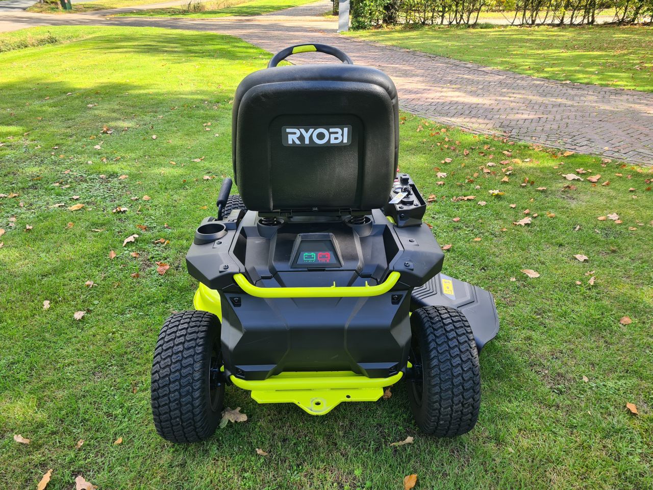 Ryobi RM 480 e accu zitmaaier 96 cm maaidek nieuwe accu's