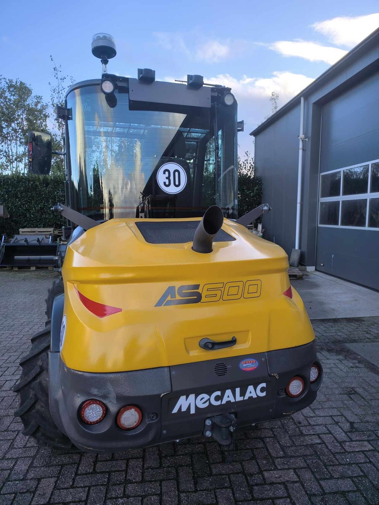 MECALAC AS600 (30KM)