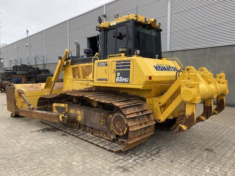 Komatsu D65PXI-18EO