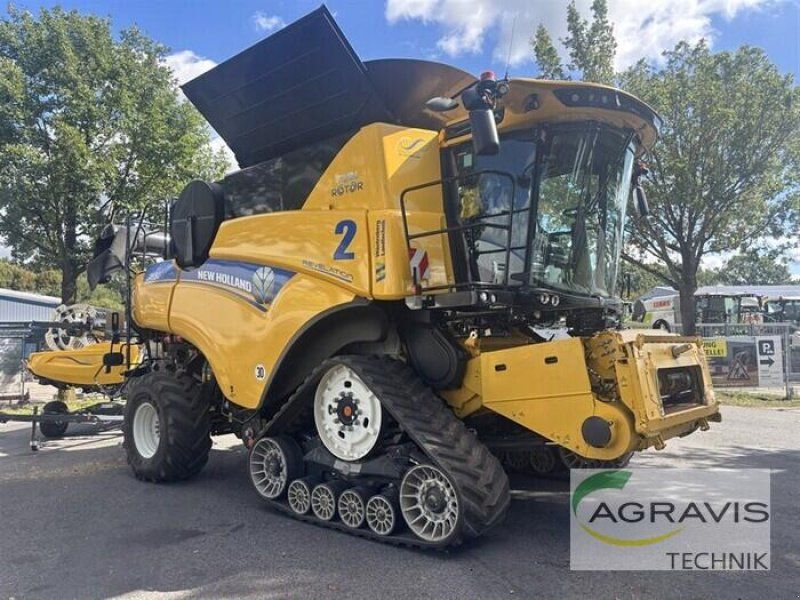 New Holland CR 9.90 RAUPE + MAC DON  FD 241