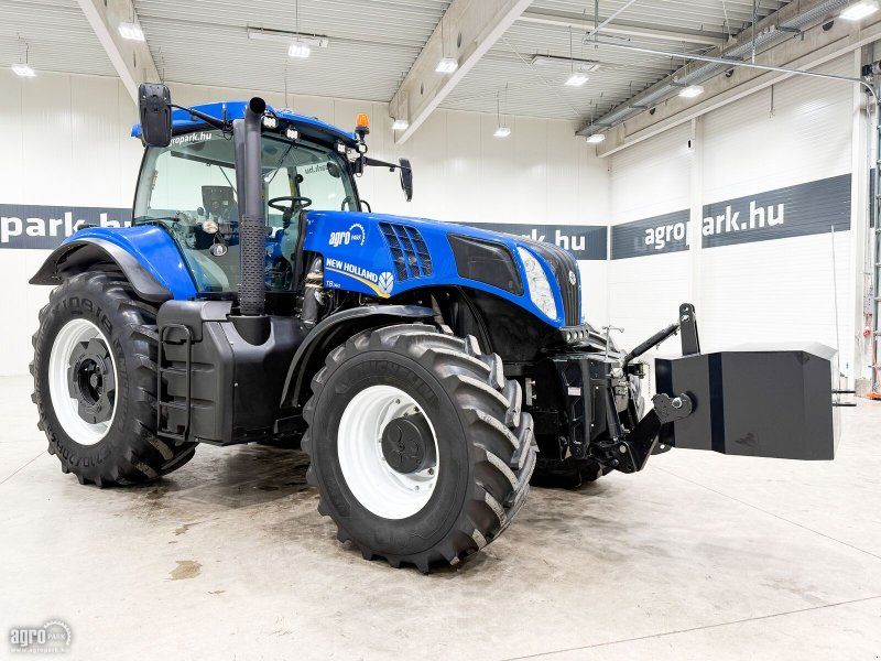 New Holland T8.360 19/4 Eco 40 km/h transmission, front axle and cab suspens