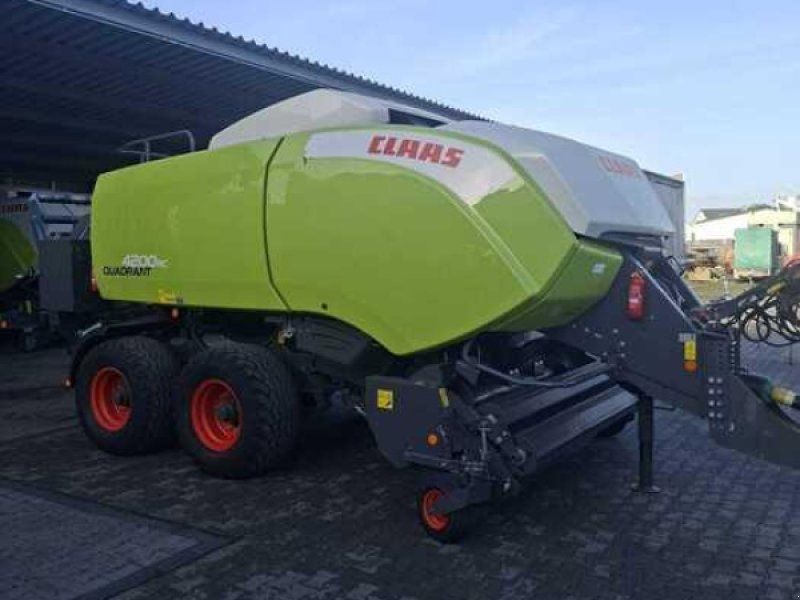Claas QUADRANT 4200 RC TA