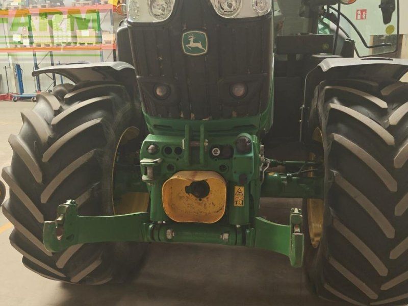 John Deere 6175R