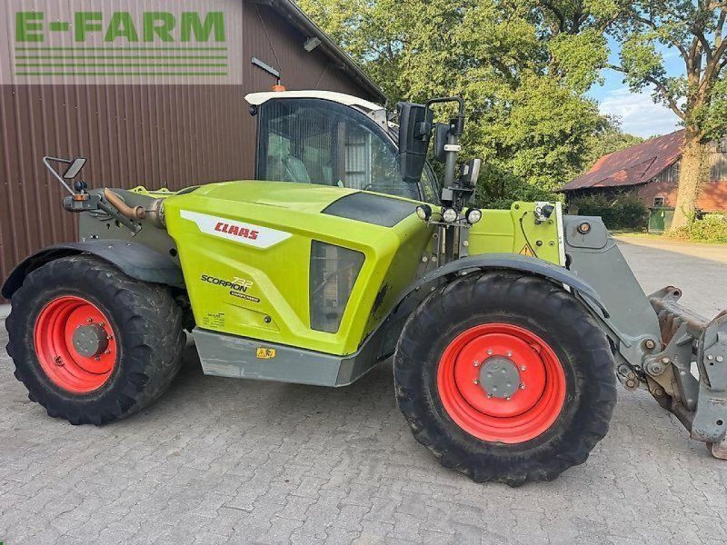 Claas scorpion 732 varipower