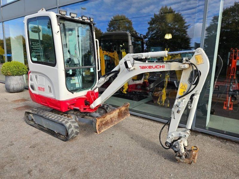 Takeuchi TB 216