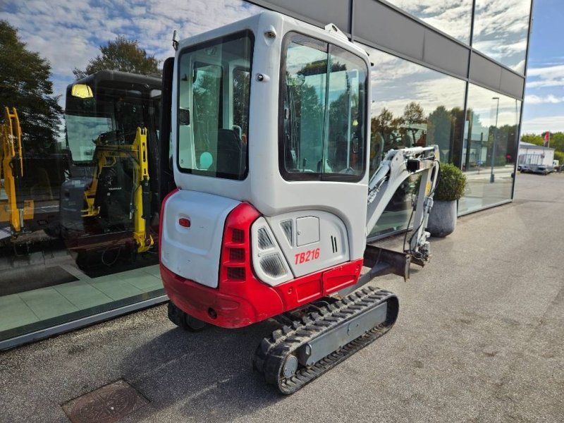Takeuchi TB 216