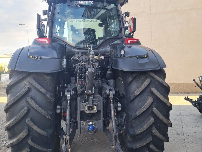 Valtra Q305