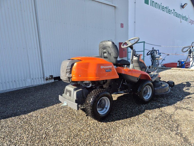 Husqvarna R216T AWD