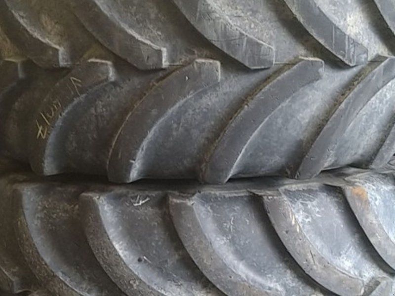 Vredestein 710/70R42 23x42/38 300mm