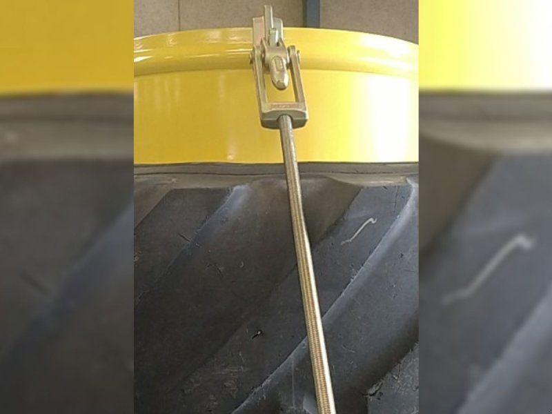 Michelin 620/75R30 23x30 335mm