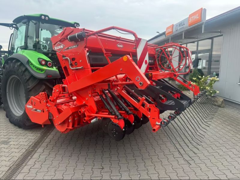 Kuhn Integra 3003