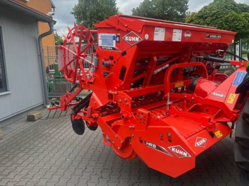 Kuhn Integra 3003