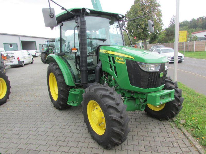 John Deere 5058E PR40
