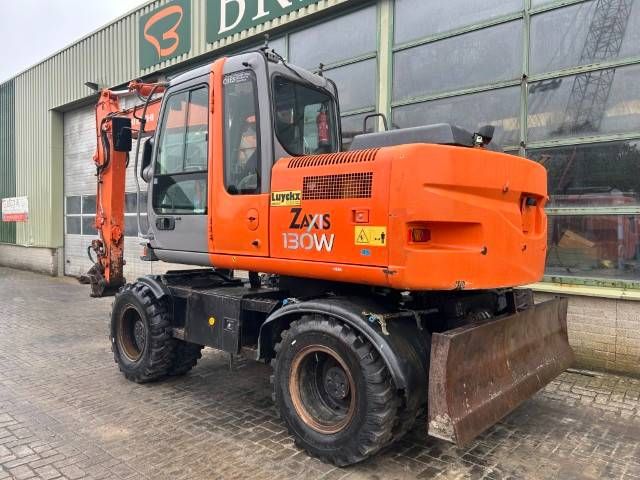 Hitachi ZX 130 W