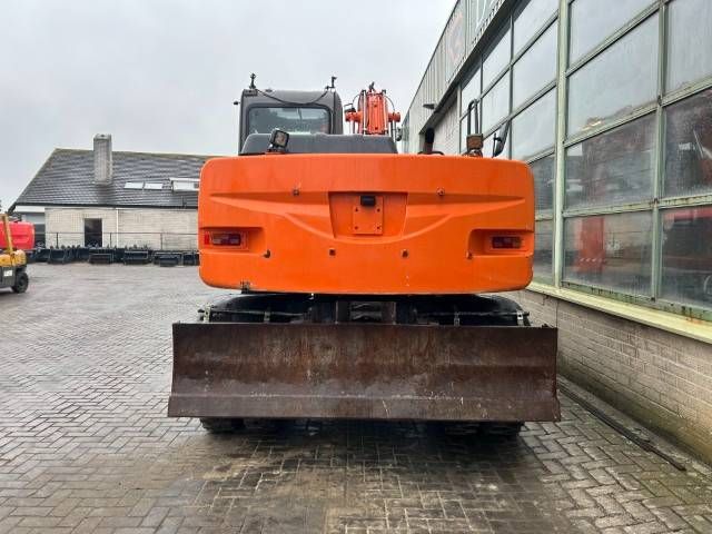 Hitachi ZX 130 W