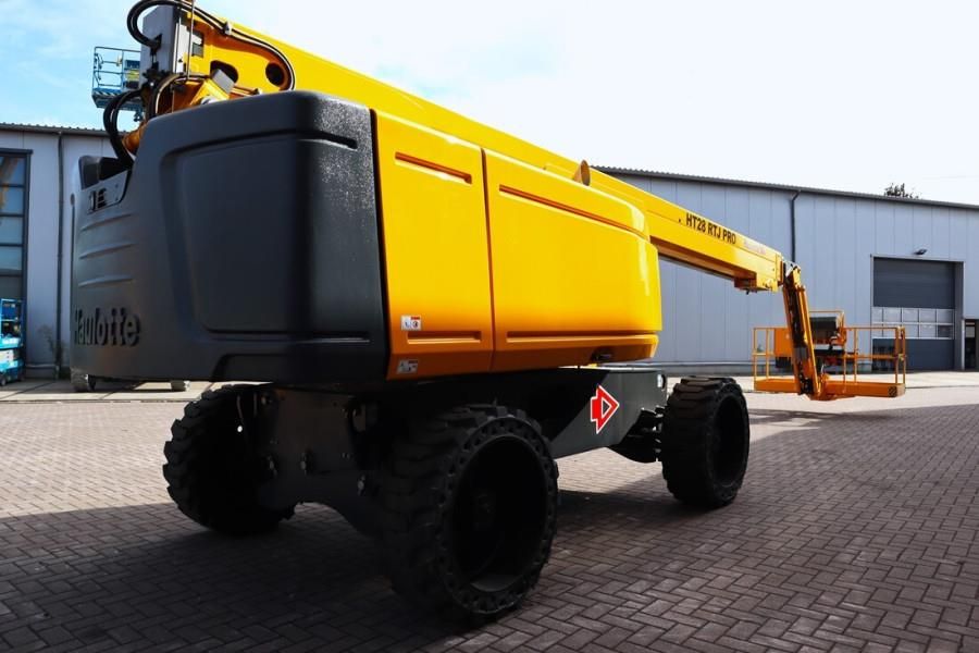Haulotte HT28RTJ Pro 4x4x4 Drive, 28 m Working Height, 24m
