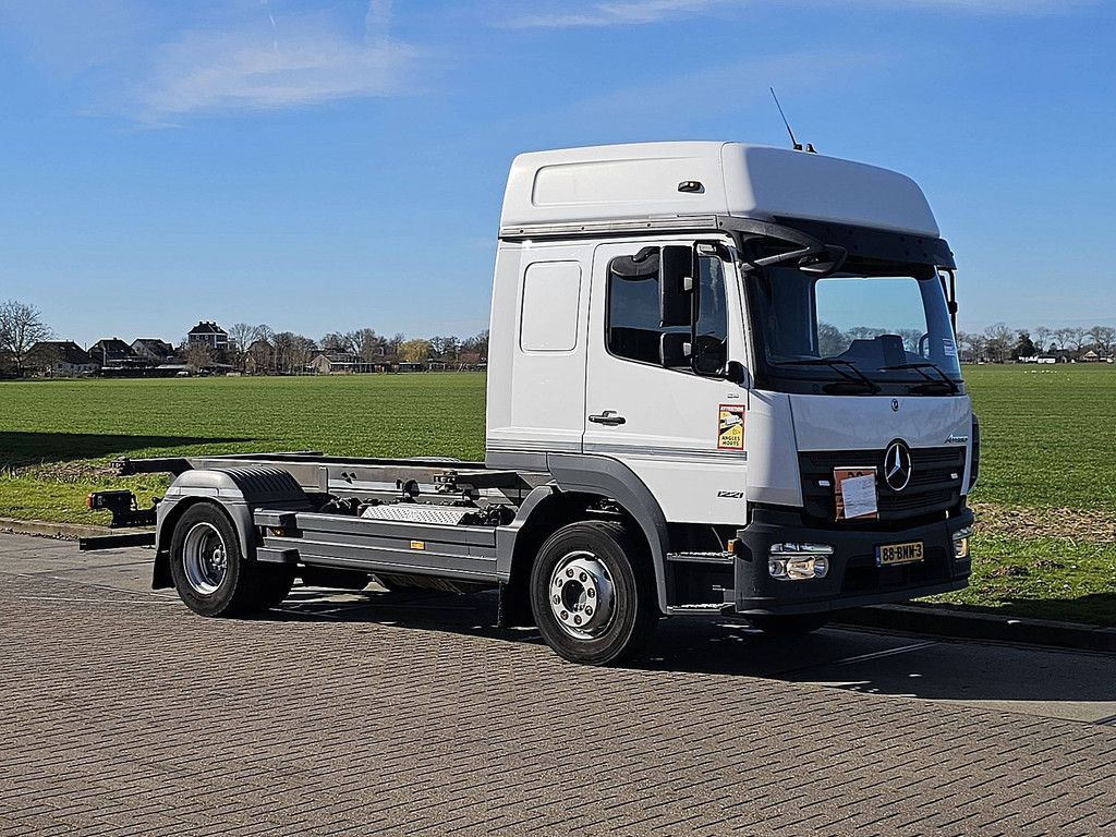 MERCEDES-BENZ ATEGO 1221 wb 356 adr airco