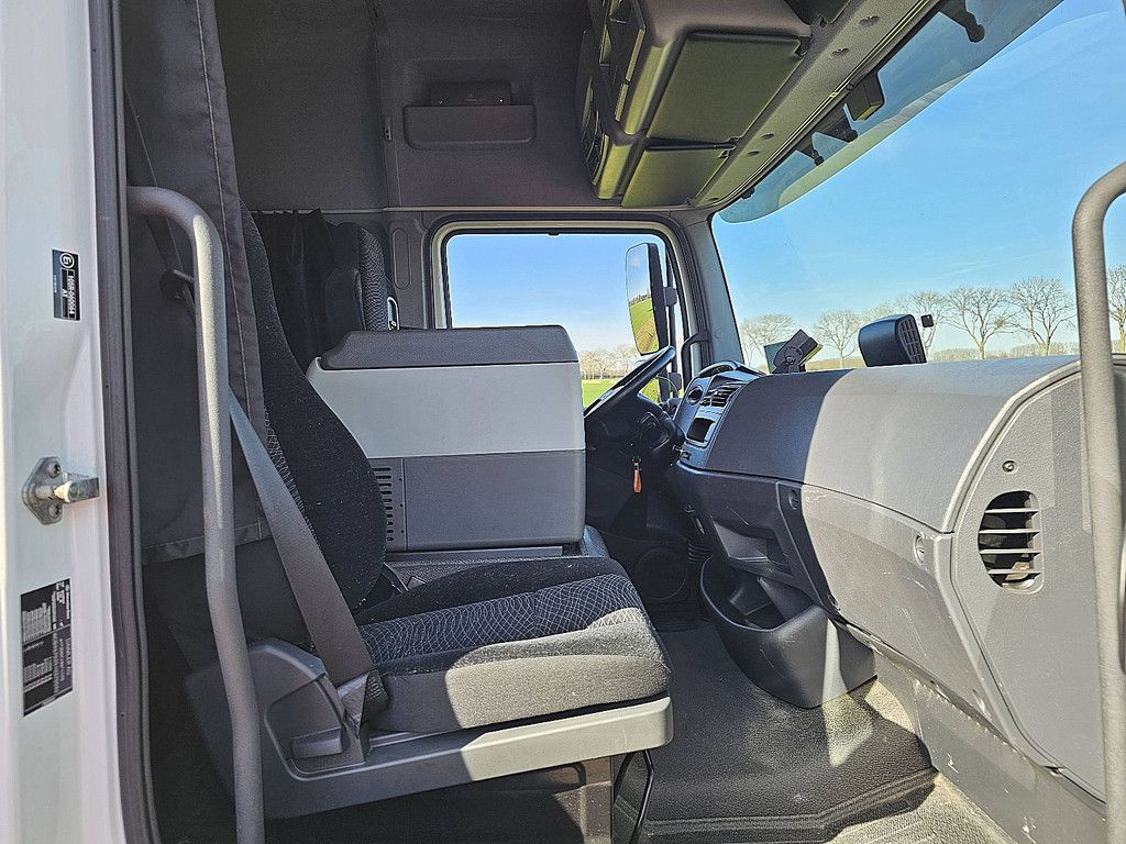MERCEDES-BENZ ATEGO 1221 wb 356 adr airco