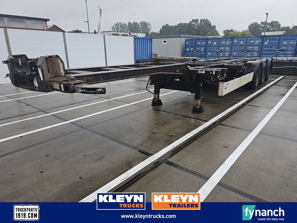 KOGEL SW24 MULTI 2X 20, 1X30, 1X40, HIGHCUBE, 20FT MITTIG