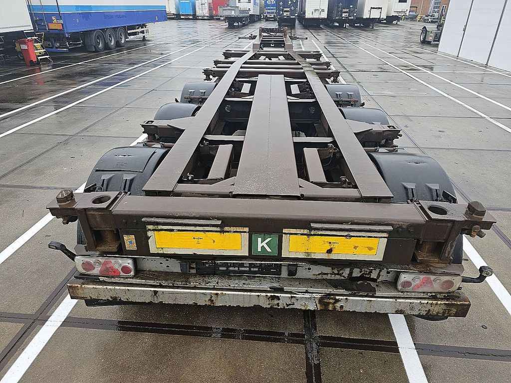 KOGEL SW24 MULTI 2X 20, 1X30, 1X40, HIGHCUBE, 20FT MITTIG