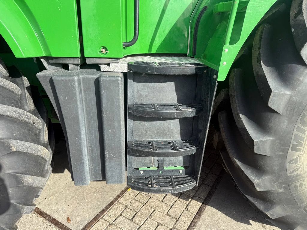 John Deere 8600 JD 8600 4 WD 40 KM Harvester Airco Combine