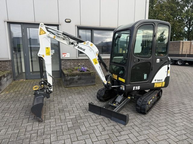 Bobcat E16 2014 3800u 1.8T minigraver minikraan ZGST