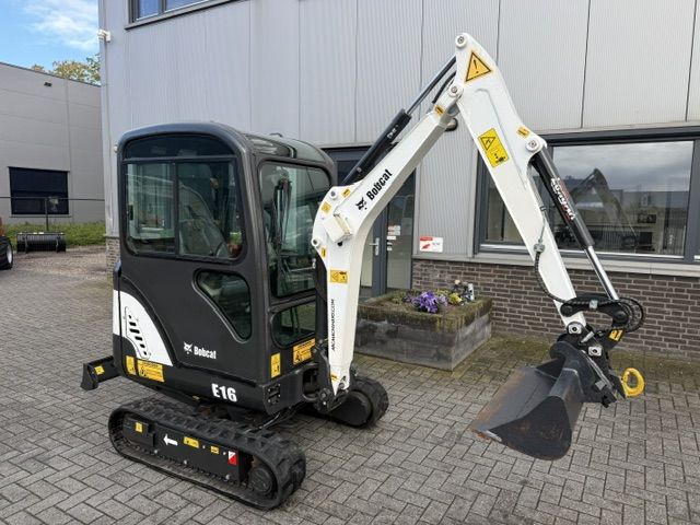 Bobcat E16 2014 3800u 1.8T minigraver minikraan ZGST
