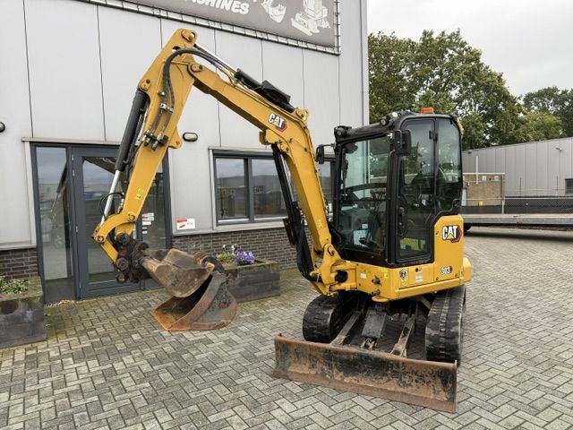 CAT 303cr Bj22 2500ur 3.2T Minigraver Minikraan Full option ZGST