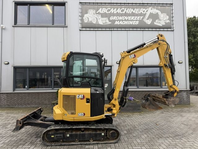 CAT 303cr Bj22 2500ur 3.2T Minigraver Minikraan Full option ZGST