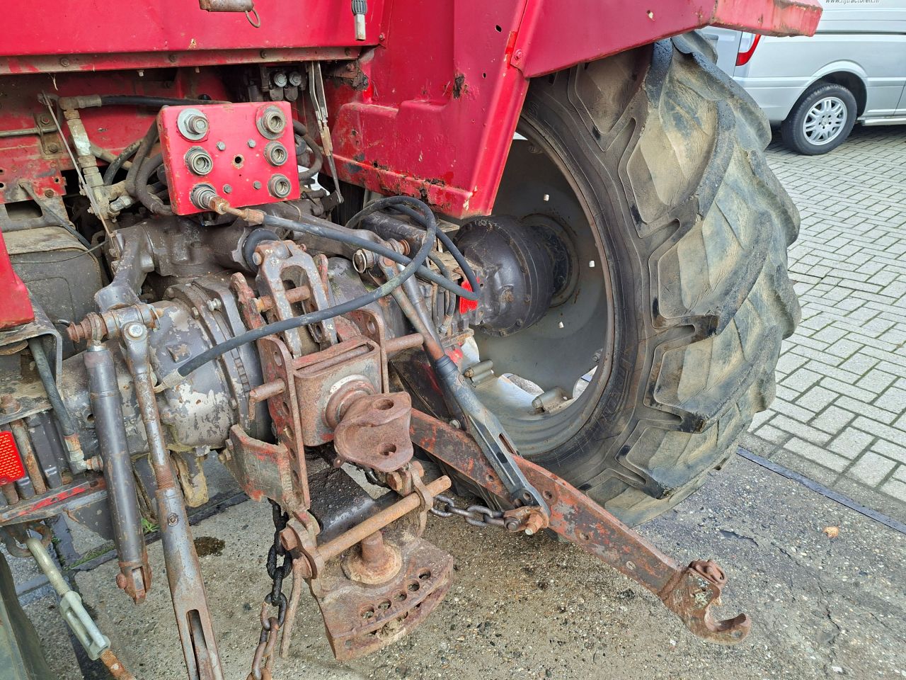 Massey Ferguson 690 met voorlader