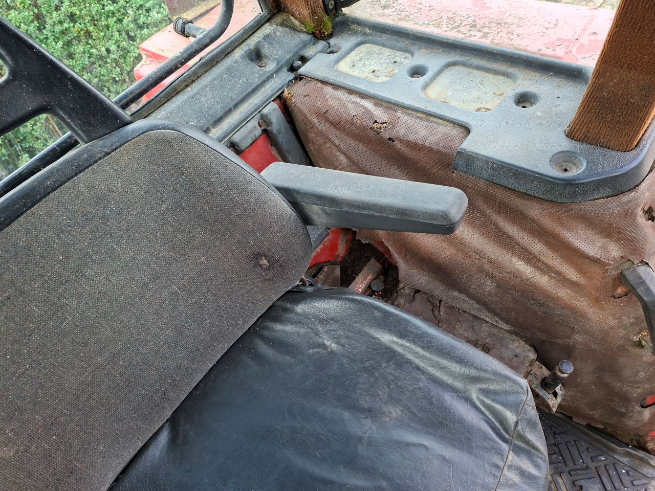 Massey Ferguson 690 met voorlader