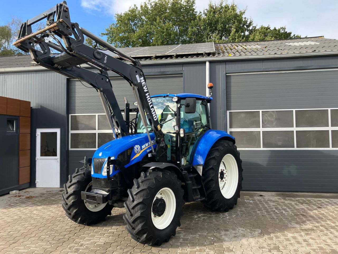 New holland T5.105DC
