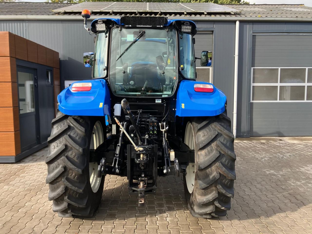 New holland T5.105DC