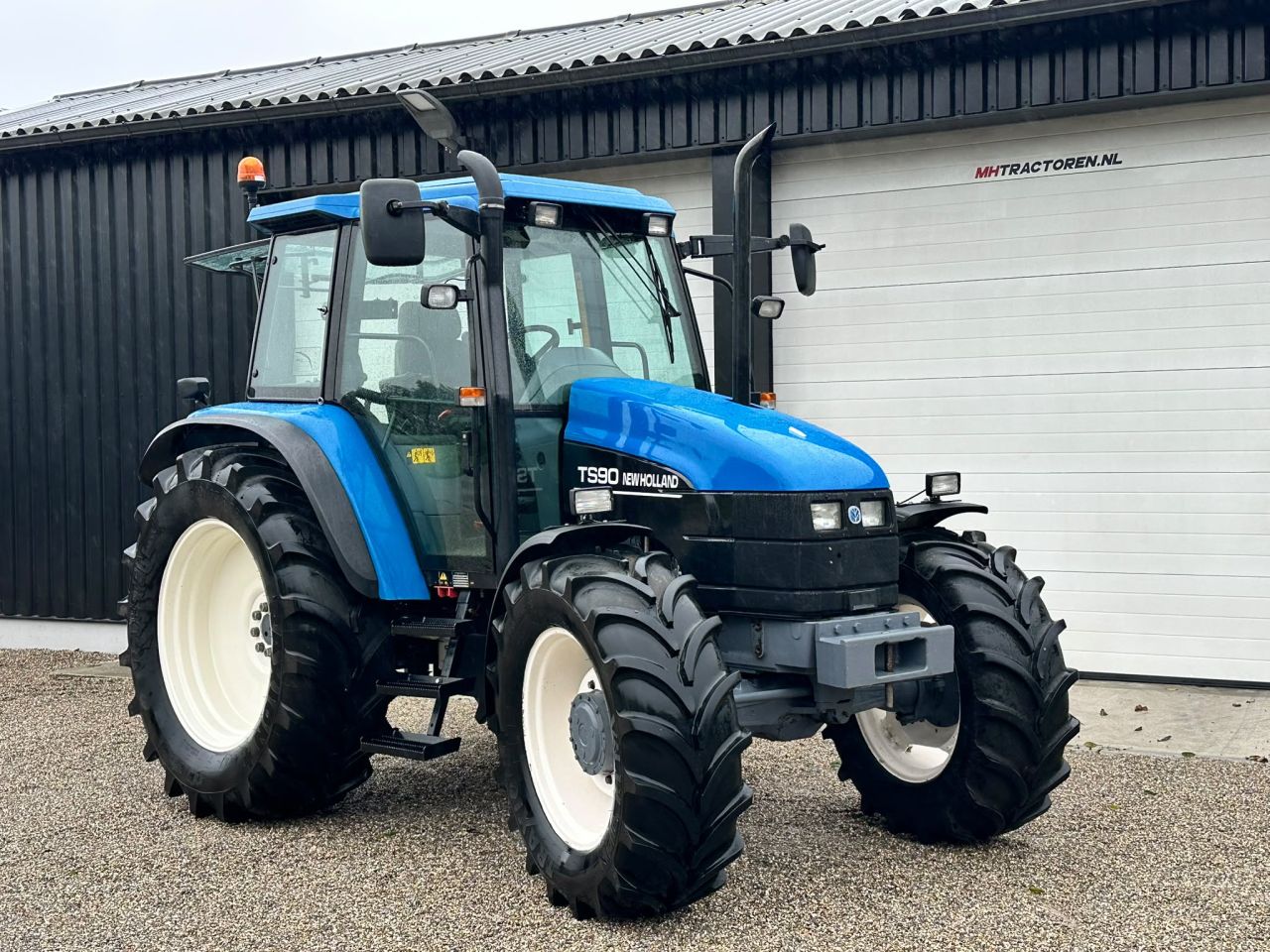 New Holland TS 90