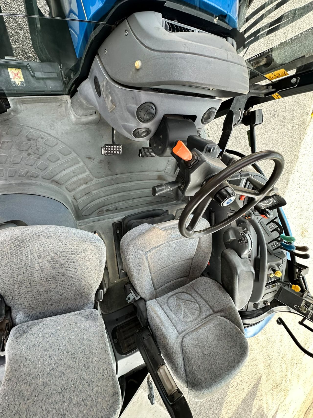 New Holland TSA100