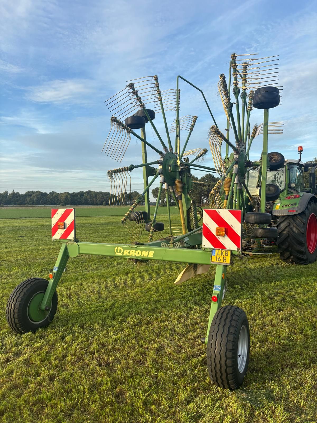 Krone swadro 900 hark middenafleg