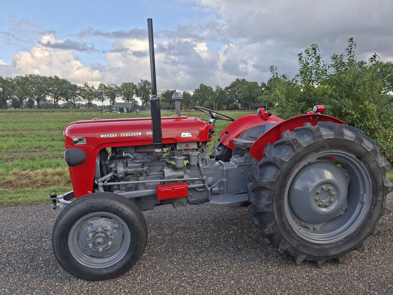 MF 35X | 3 cilinder | NL Kenteken