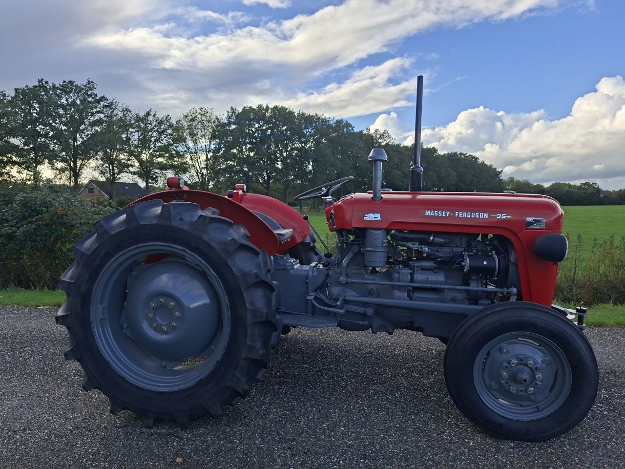 MF 35X | 3 cilinder | NL Kenteken