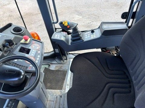 HAMM DV70 TRILL WALS MET KANTENSCHNEIDER