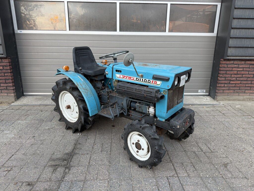 Mitsubishi D1100 FD 4WD minitractor