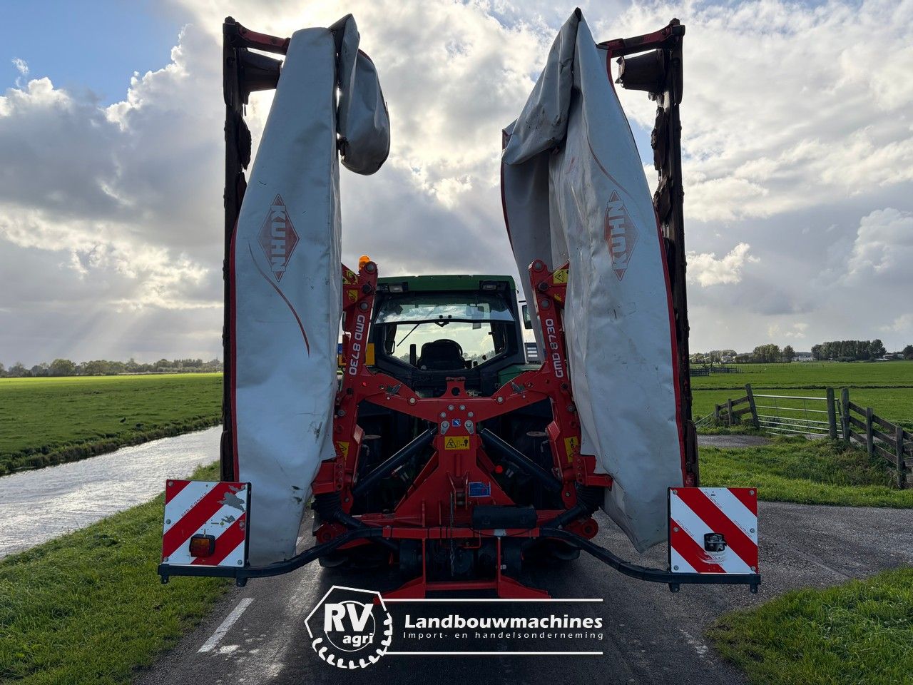 Kuhn GMD 8730 + 802F-FF triplemaaicombinatie SETPRIJS!