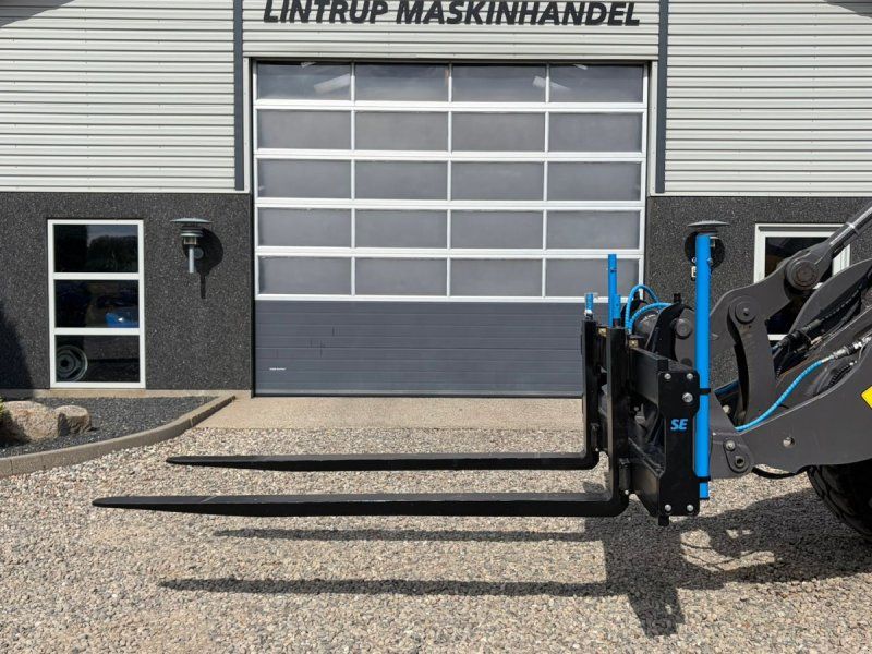 Volvo Pallegafler 9,9 tons Hydraulisk gaffelflyt, med skifte og 2