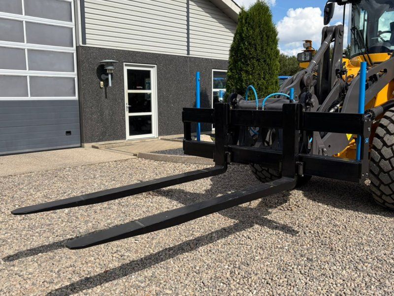 Volvo Pallegafler 9,9 tons Hydraulisk gaffelflyt, med skifte og 2