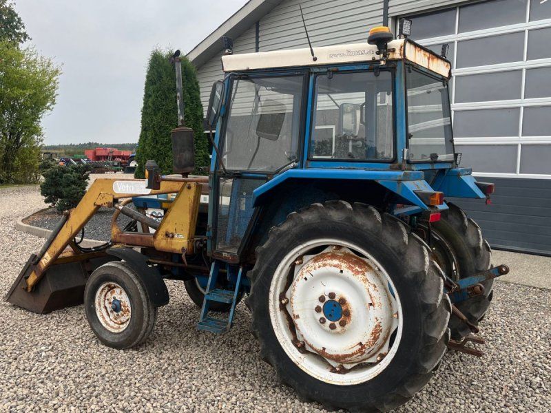 Ford 4610 Med frontlæsser